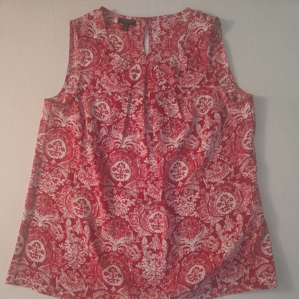 Talbots Size 6P Red White Paisley Print Sleeveless Keyhole Back Blouse Polyester